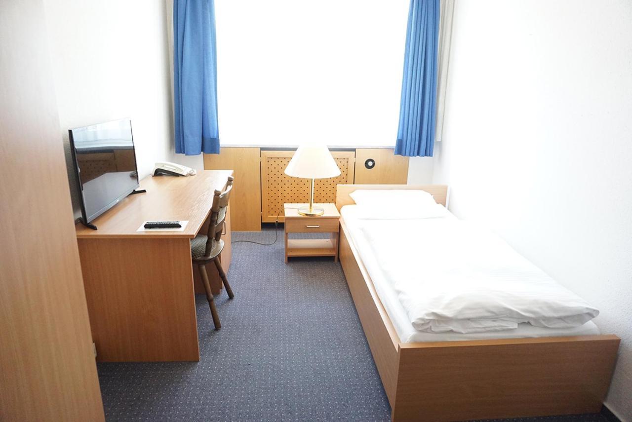 Hotel Buergerhaus à Steinbach im Taunus Extérieur photo