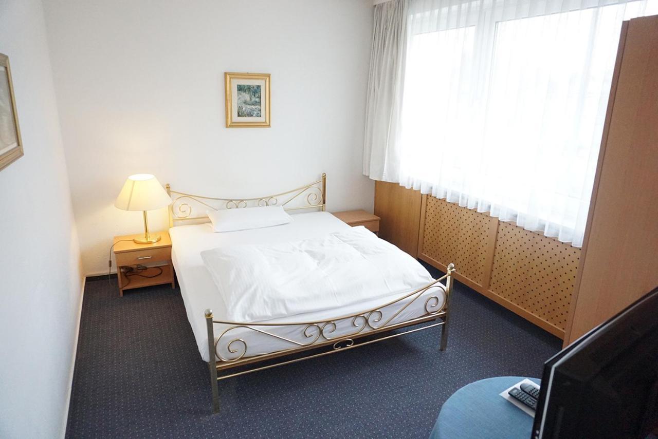 Hotel Buergerhaus à Steinbach im Taunus Extérieur photo